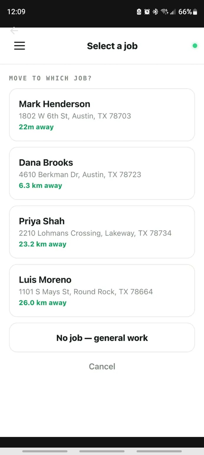 Tekdek Onsite job selection screen sorted by distance